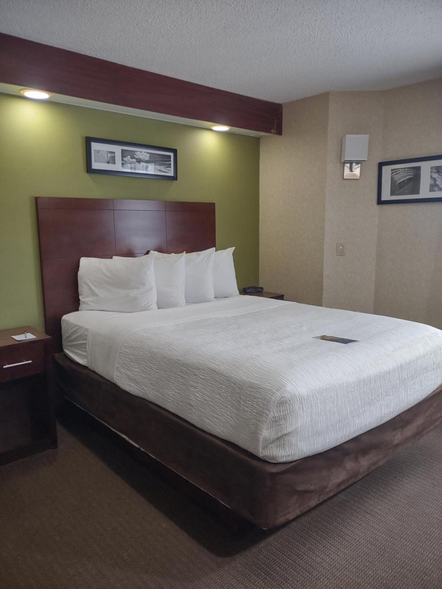 Baymont By Wyndham Flat Rock Otel Dış mekan fotoğraf
